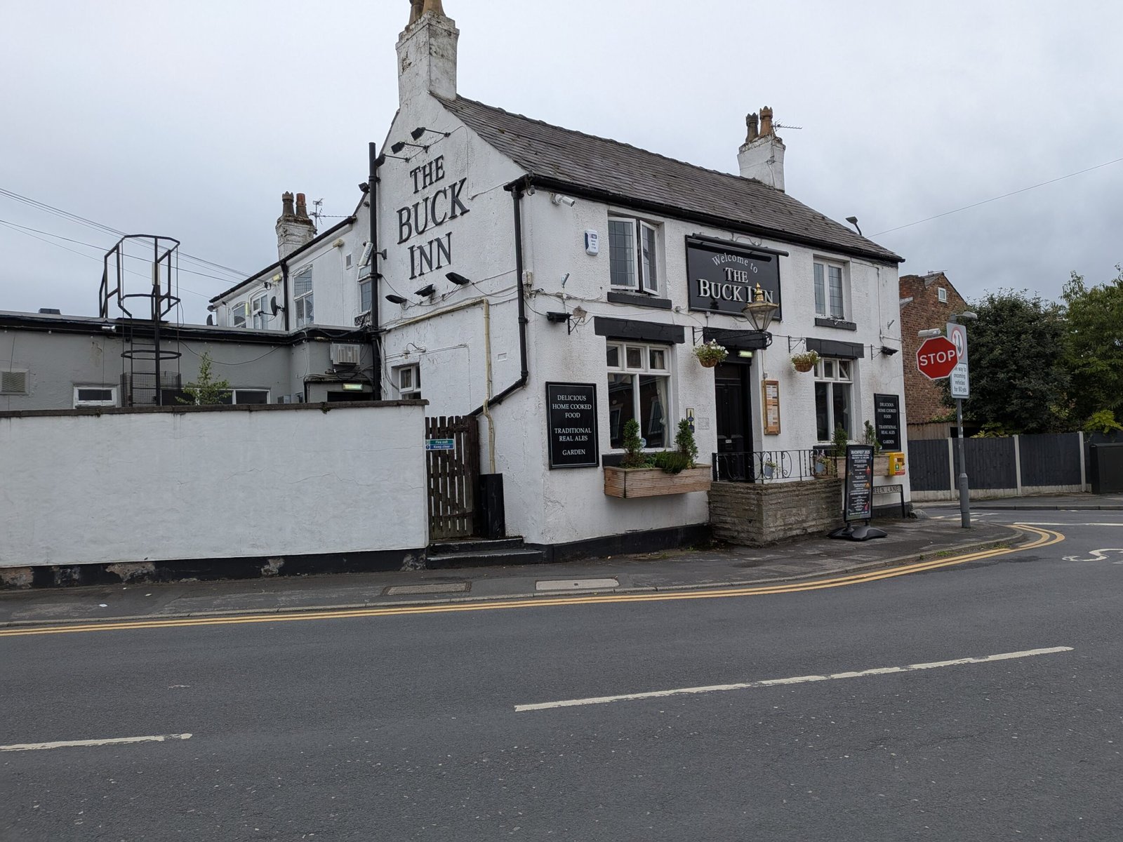 The Buck Inn: Where Ashton’s Past Pours into Every Pint